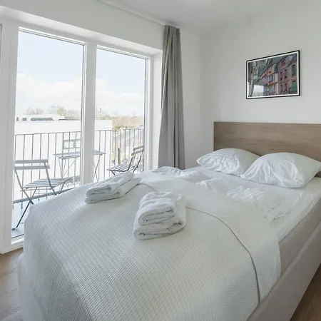 Fantastic W Balcony - 325